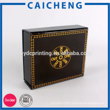 Gold stamping logo magnetic closure gift box from Chinese factory